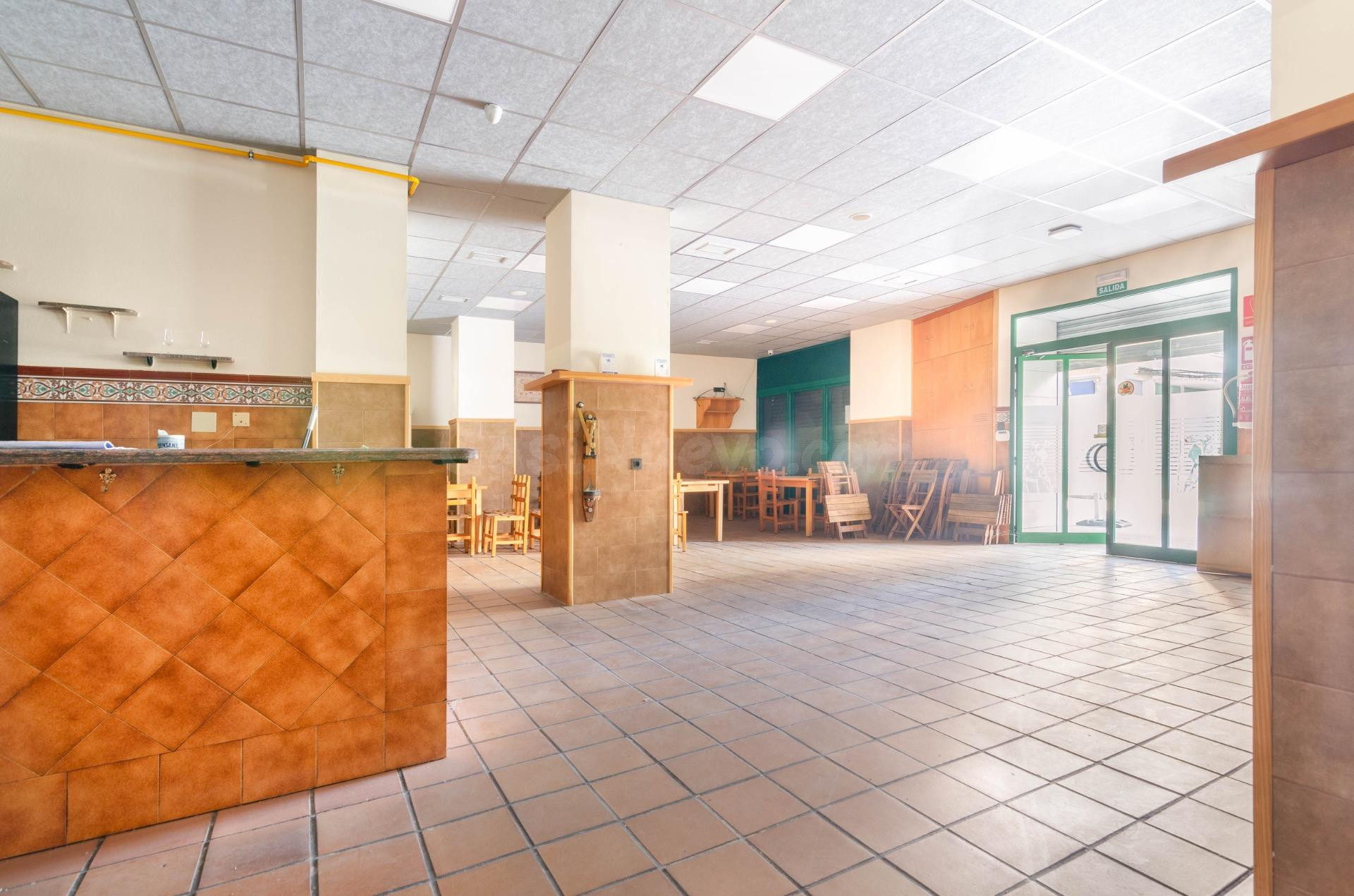 Local comercial 283m² en venta - La Felguera
