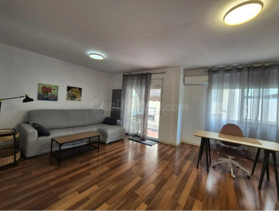 VENTA DE VIVIENDA REFORMADA ZONA CAMPOAMOR / 2º SIN ASCENSOR