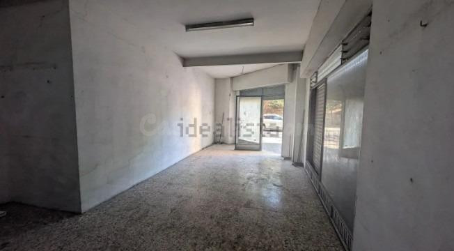 ALQUILER DE LOCAL COMERCIAL PARA REFORMAR Y PONERLO A TU PREFERENCIA / HACE ESQUINA