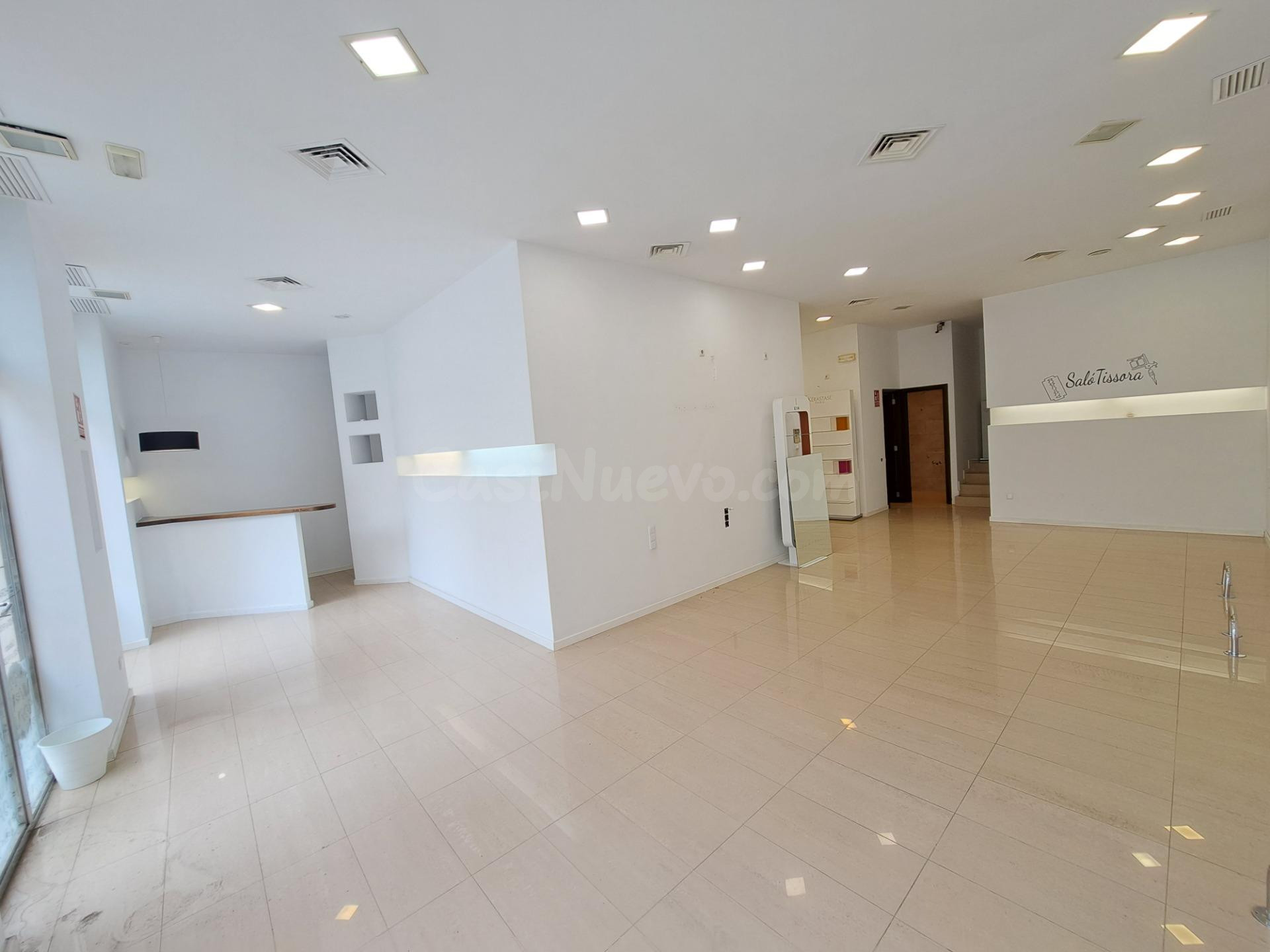 LOCAL COMERCIAL EN ALQUILER EN ZONA AYUNTAMIENTO