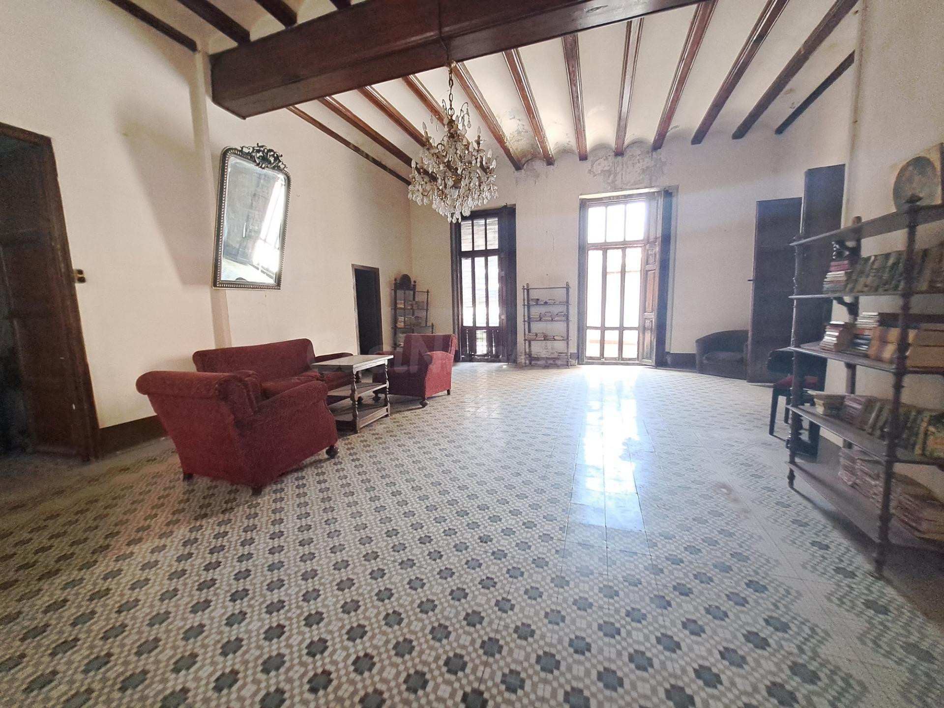 Casa señorial en venta en zona centro-Ayuntamiento. - foto 4