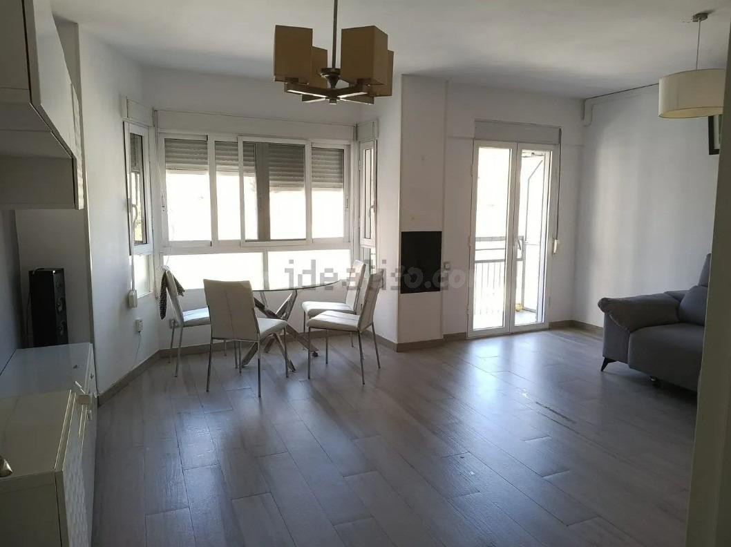 ALQUILER DE VIVIENDA DE 3 DORMITORIOS ZONA VIRGEN DEL SOCORRO PARA ENTRAR EN OCTUBRE