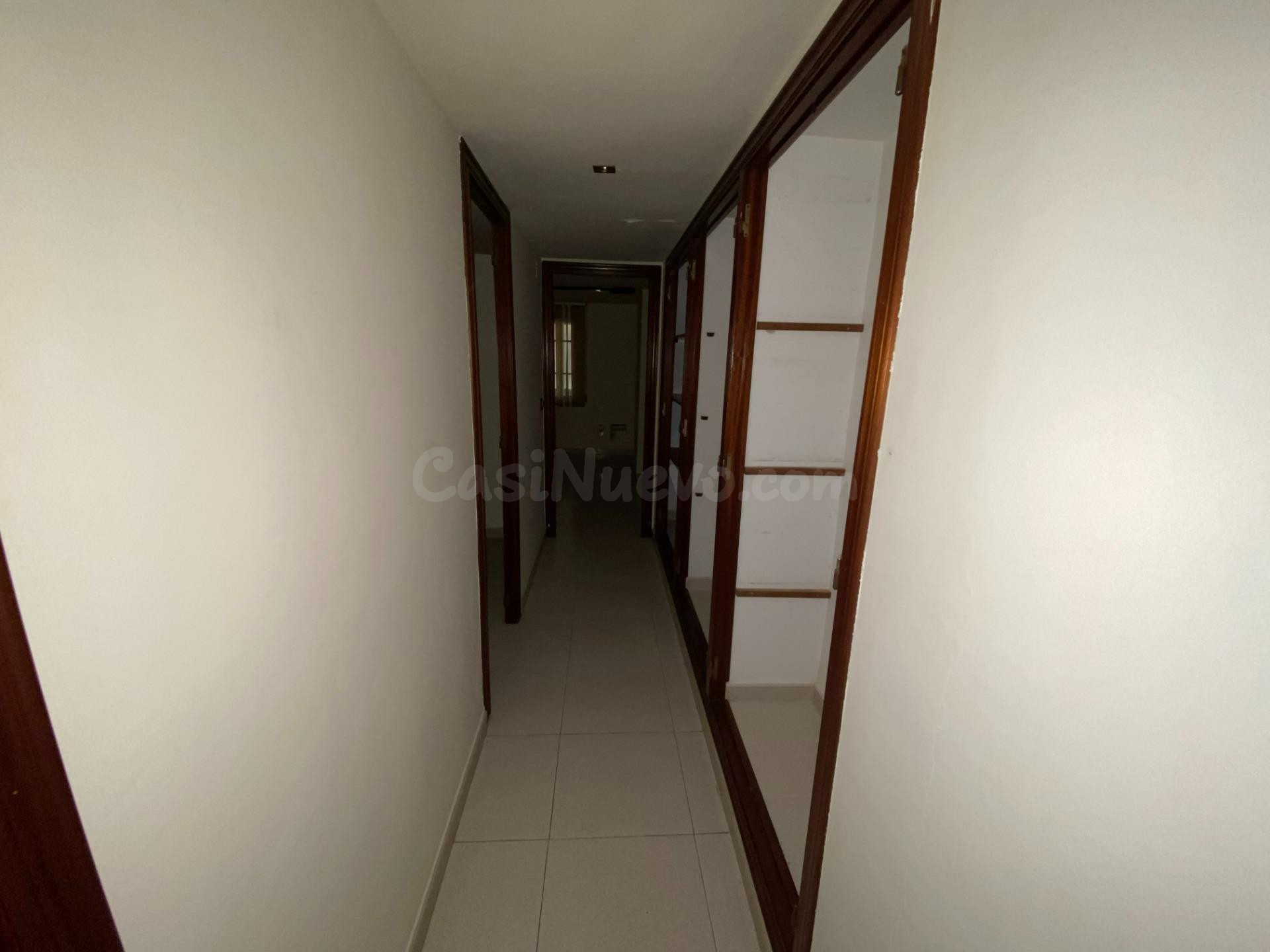 Entresuelo para oficinas en venta - foto 4