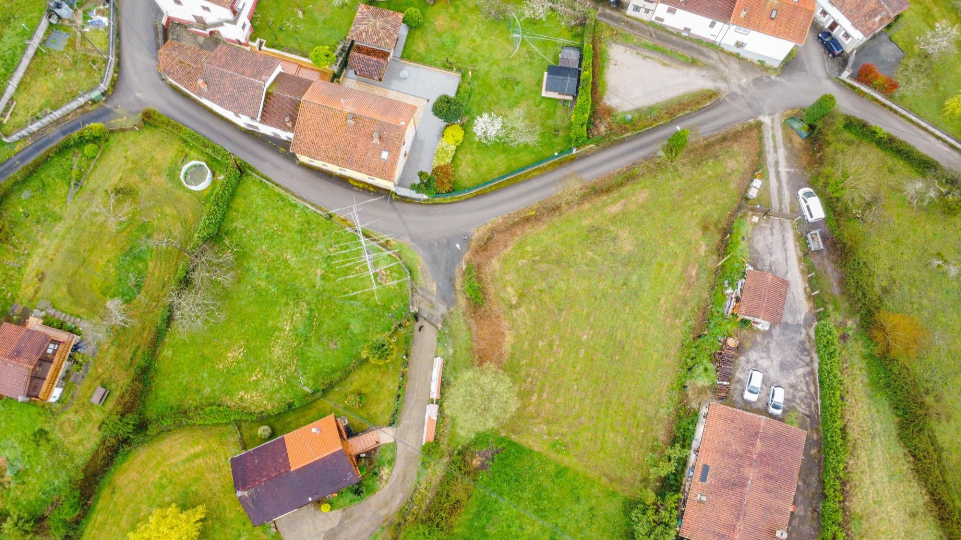 Finca edificable en El Castro (Siero), a 5 minutos de Pola de Siero