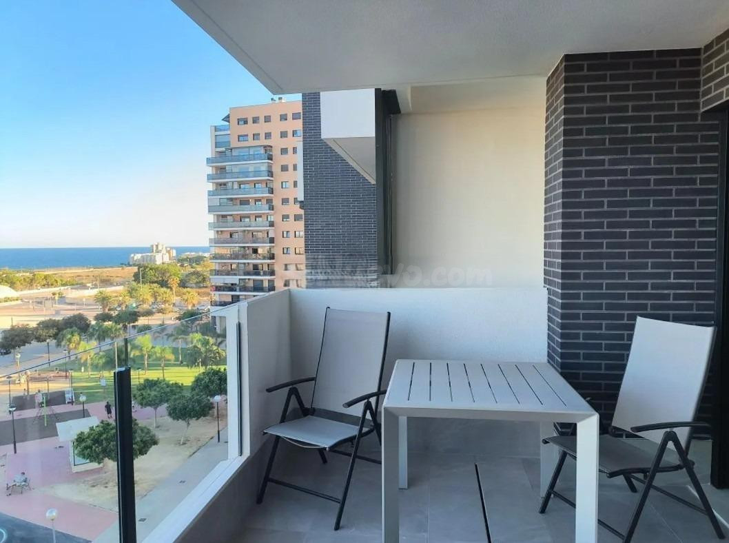 ALQUILER DE EXCELENTE VIVIENDA A ESTRENAR!! CON VISTAS AL MAR EN URBANIZACIÓN ZONA CAMPELLO PUEBLO