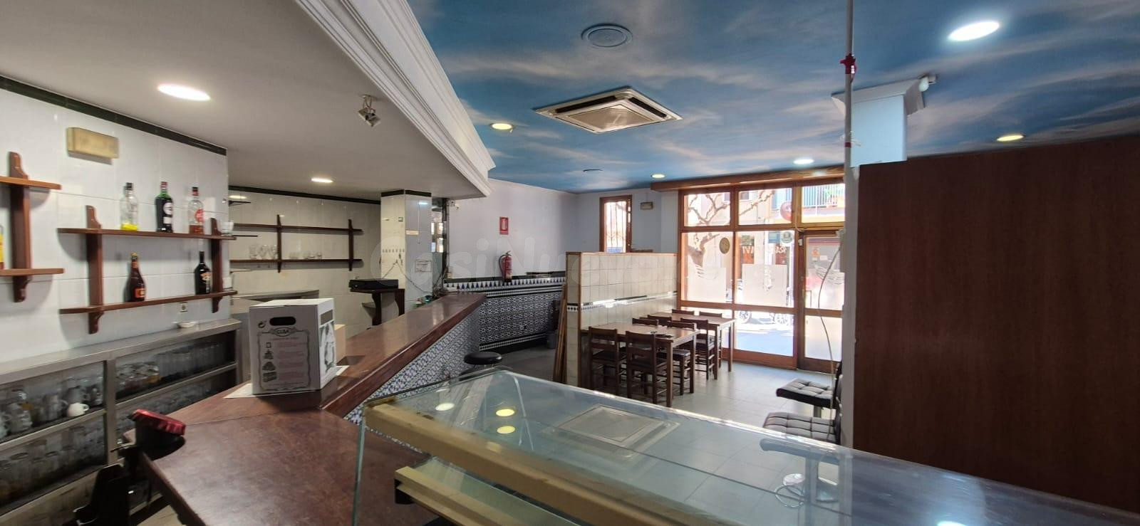 Amplio Local Comercial en Venta en Arenys De Mar