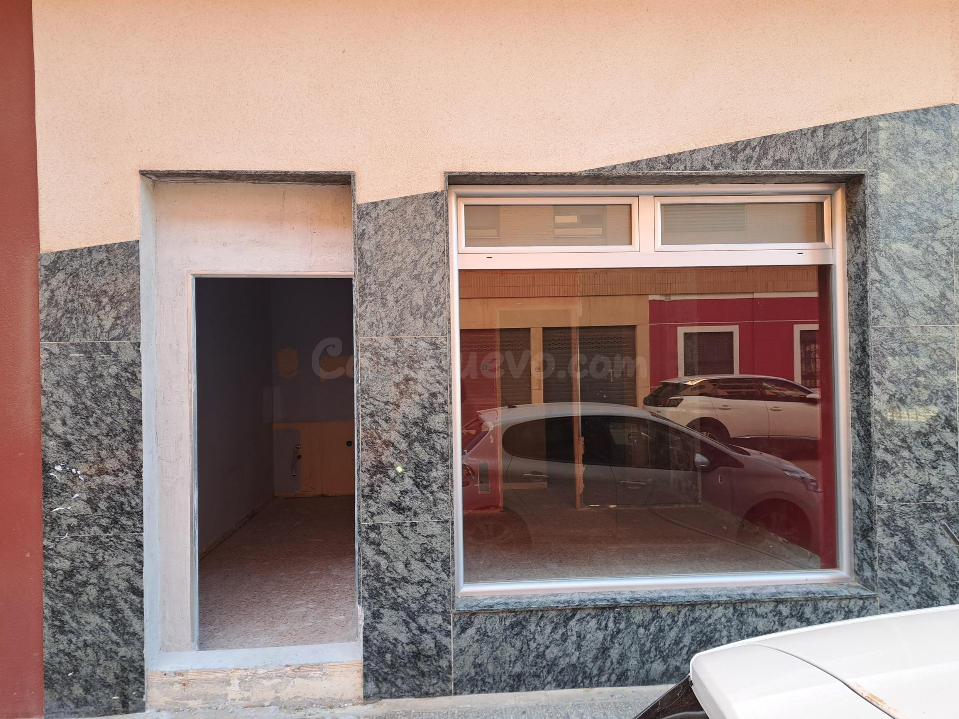 LOCAL COMERCIAL EN ALQUILER