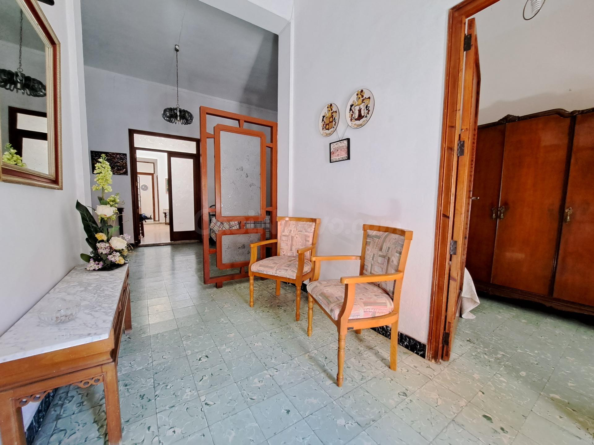 ✨ Casa en venta en Corbera – Espacio, comodidad y grandes po - foto 2