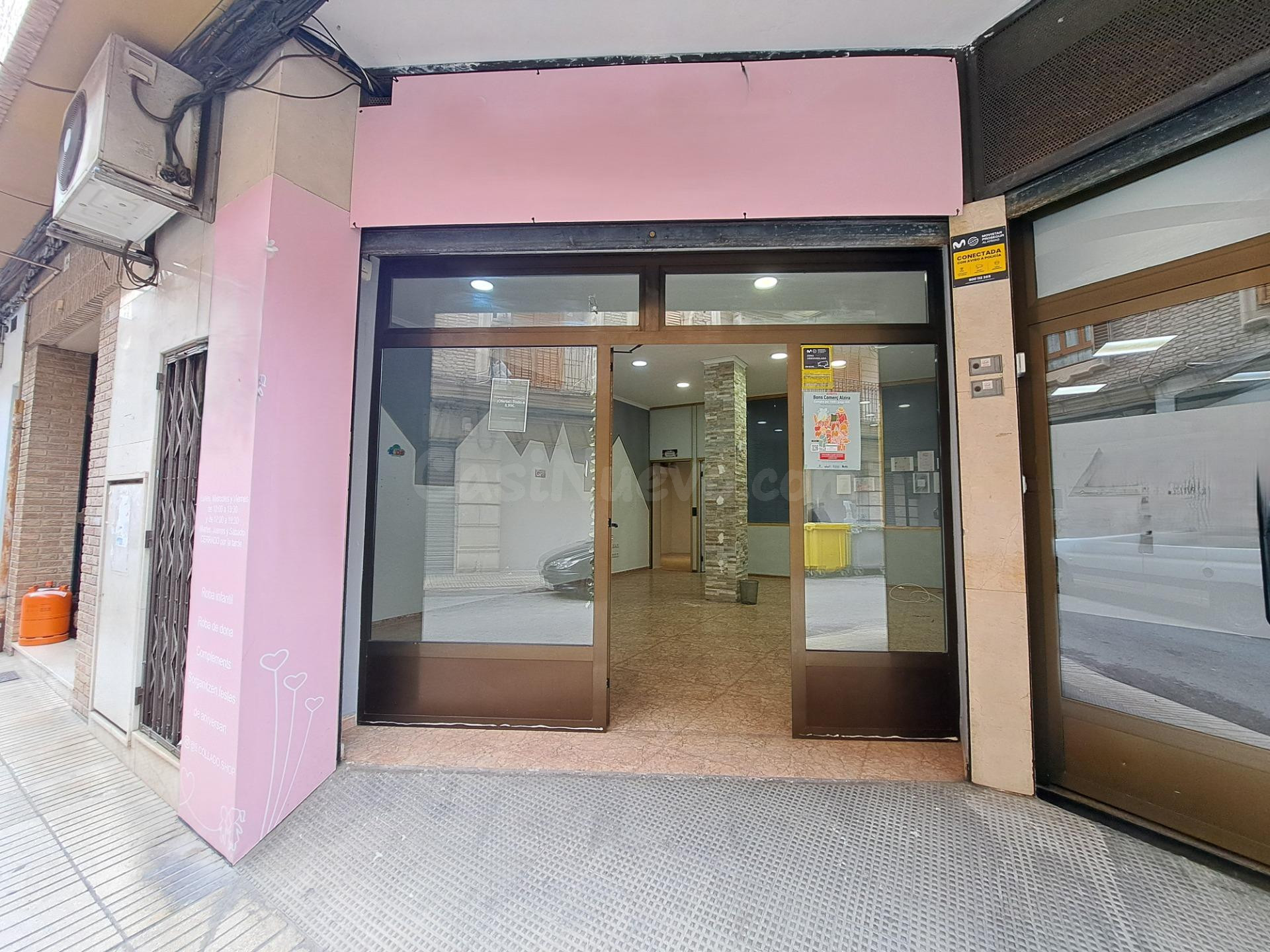 LOCAL COMERCIAL EN ALQUILER
