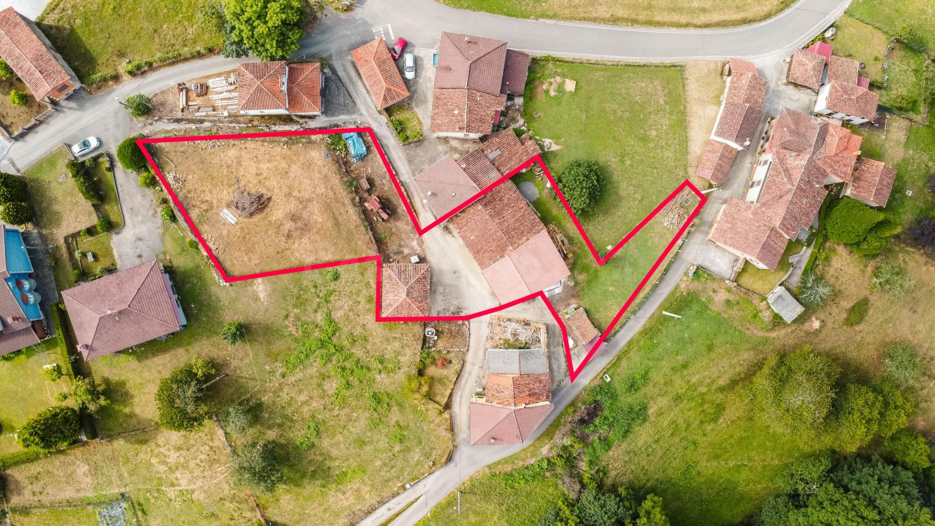 3 CASAS, TERRENO EDIFICABLE Y SOLAR