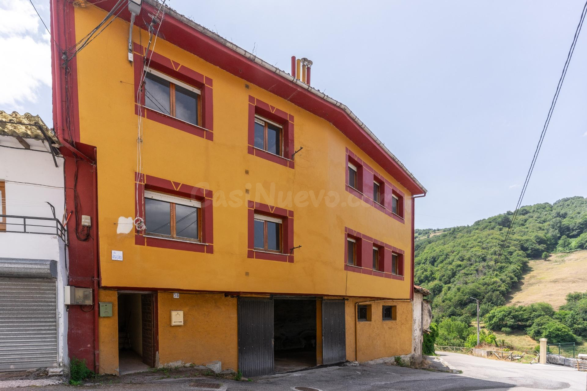 Un edificio entero por el precio de un piso. Tu nuevo proyecto en Limés (Cangas del Narcea)