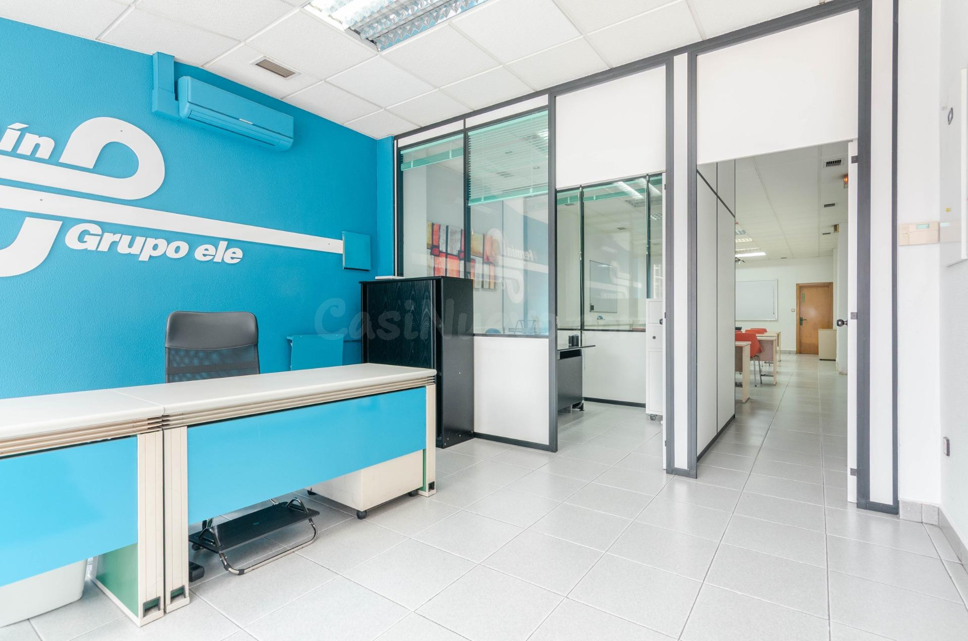 Negocio 84m² en venta - Oviedo