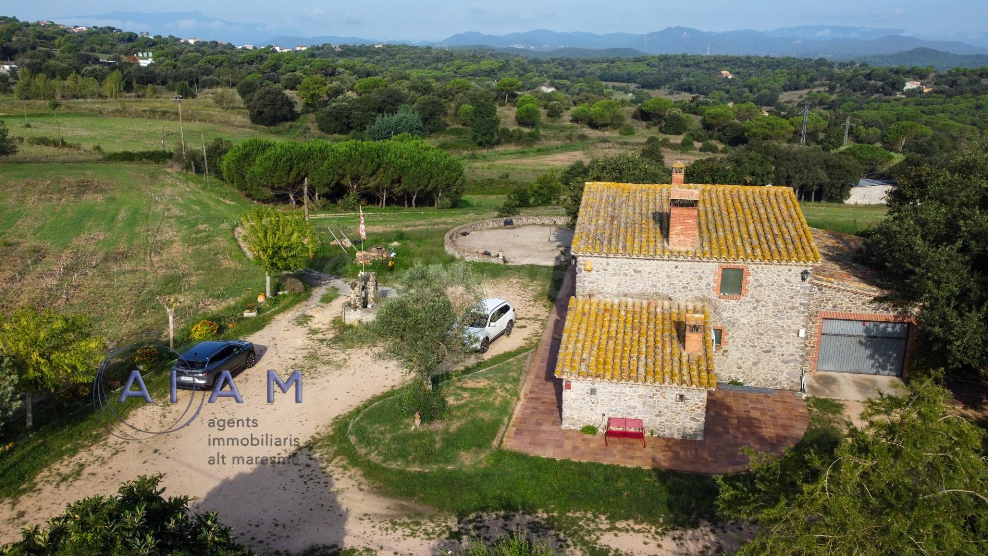 ESPECTACULAR MASIA DEL 1700 EN MAÇANET DE LA SELVA