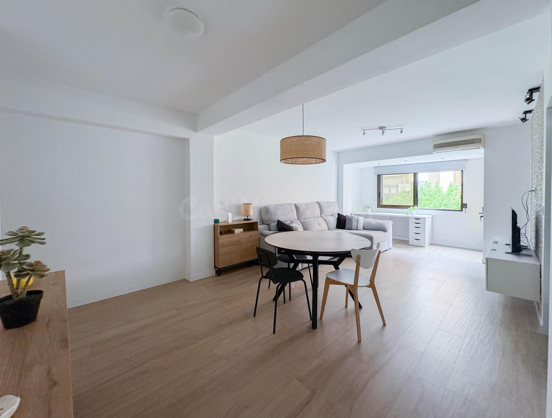 PISO DE 4 habitaciones, DOS BAÑOS, DOS PLAZAS DE GARAJE Y BALCÓN-TERRAZA EN L'HORT DE SENABRE, VALENCIA