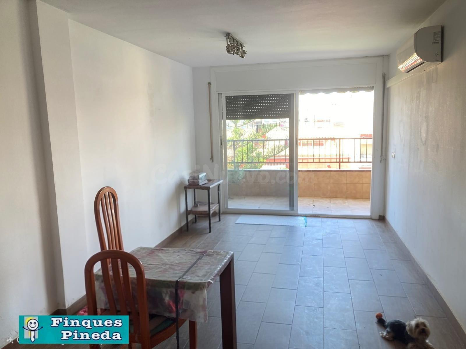 PISO SOLEADO EN VENTA EN PINEDA DE MAR