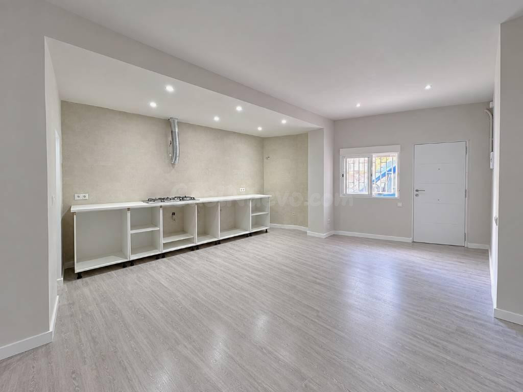 Piso totalmente reformado en planta baja – 3 habitaciones – Can Puiggener, Sabadell