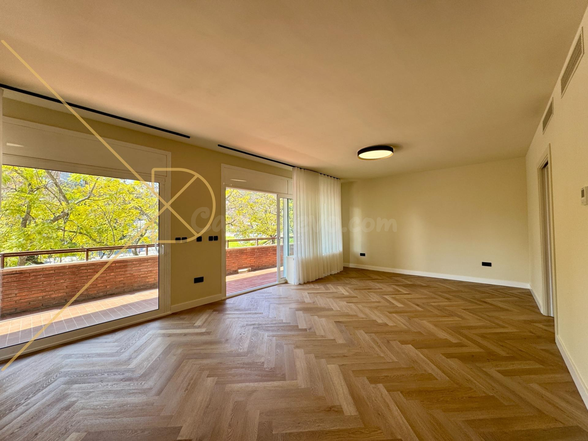 Increíble piso en alquiler de 200m2 recién reformado en Pedralbes