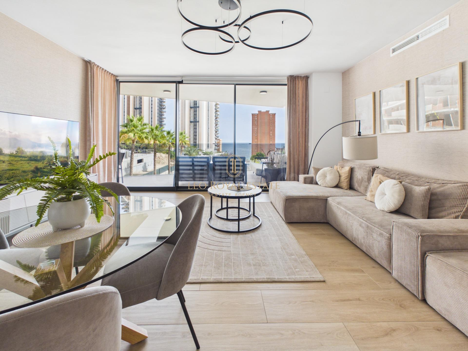 Apartamento de 2 dormitorios de alta calidad con vistas al mar en Torre Sakura a un precio excepcional