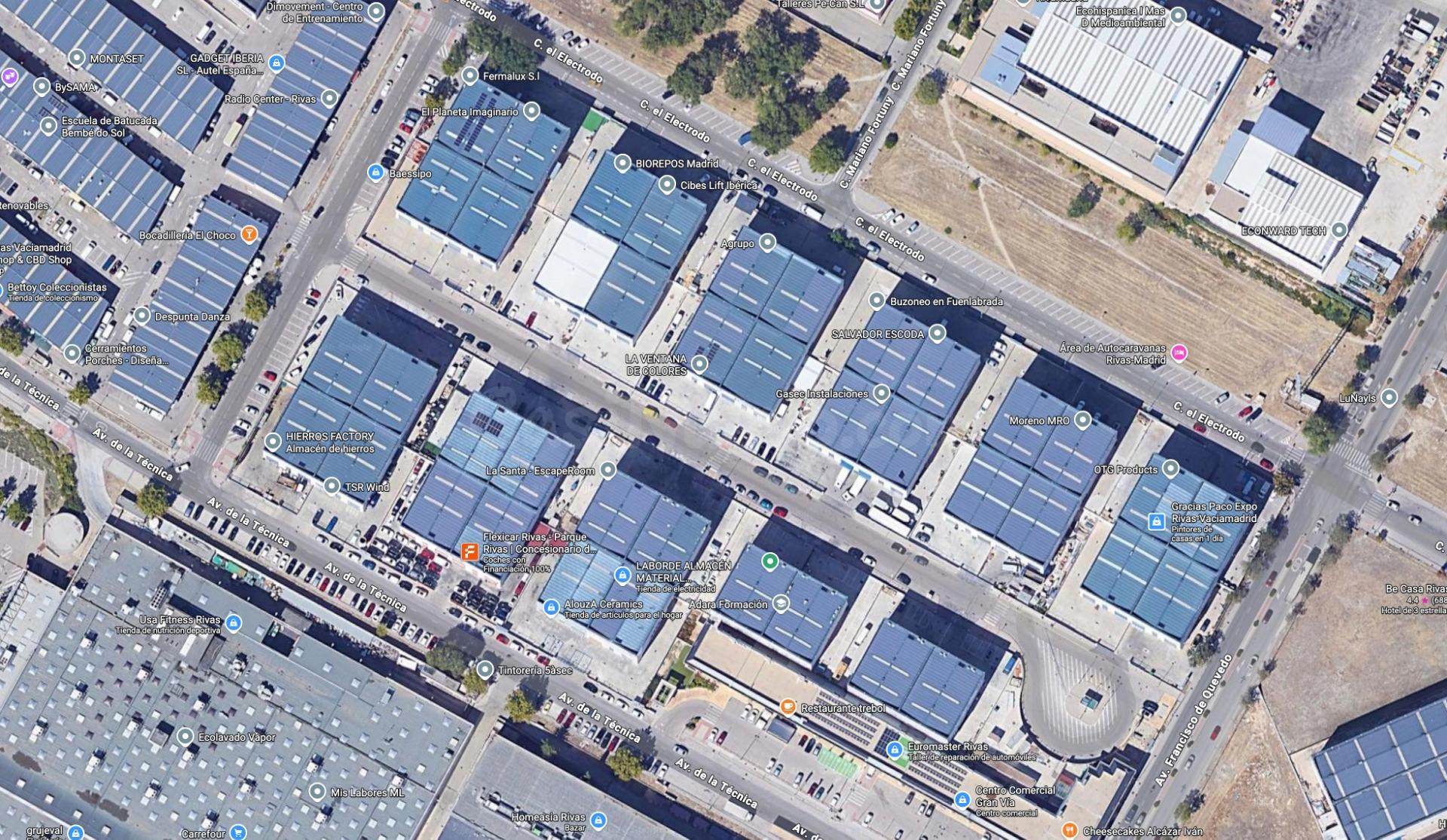 Estupenda Nave Industrial y Comercial en alquiler en Poligono Santa Ana. Rivas Vaciamadrid.
