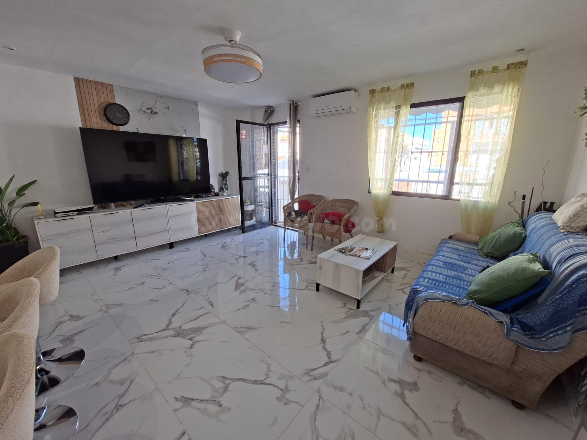 Amplio y Luminoso Piso en San Pedro del Pinatar - Villananitos por solo €225,000
