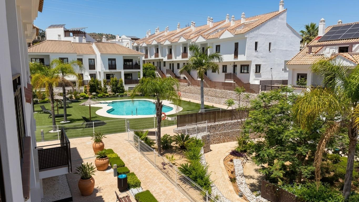 Vivienda moderna en Riviera del Sol, Mijas Costa, con sótano polivalente, licencia turística