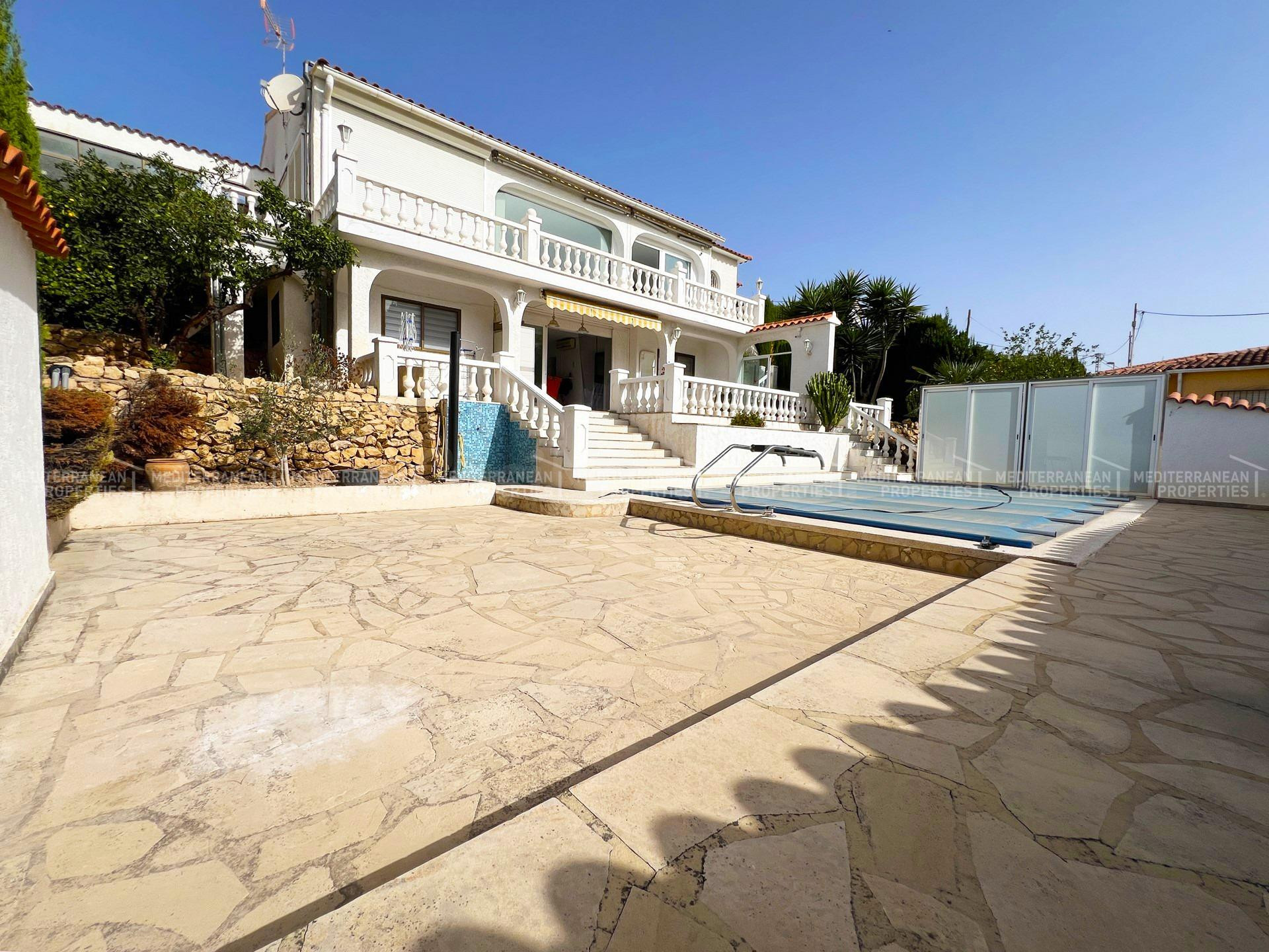 Chalet en La Nucia