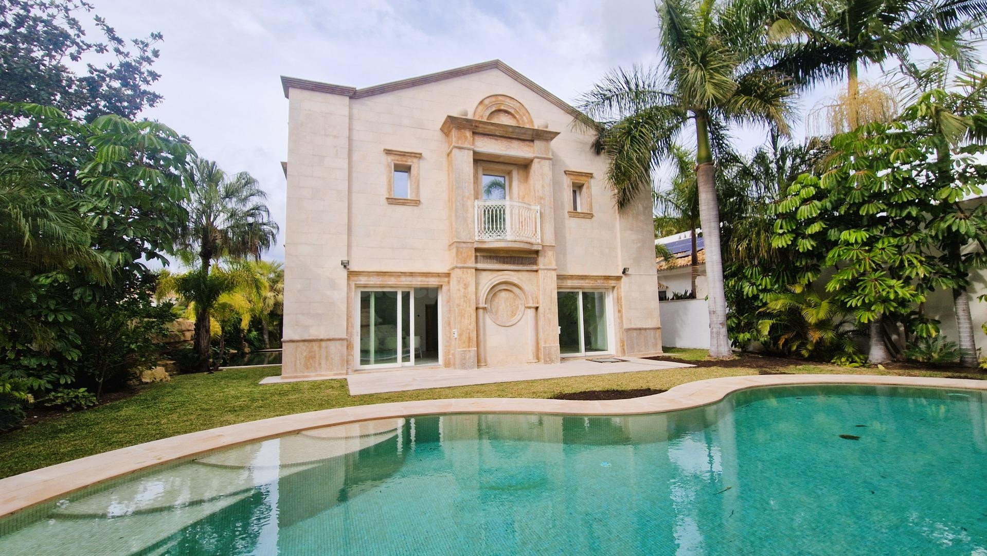 Chalet 5 habitaciones 654m² en venta - Los Monteros