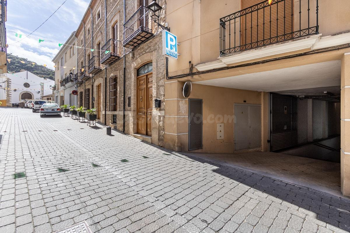 Unifamiliar en Torres de Jaén