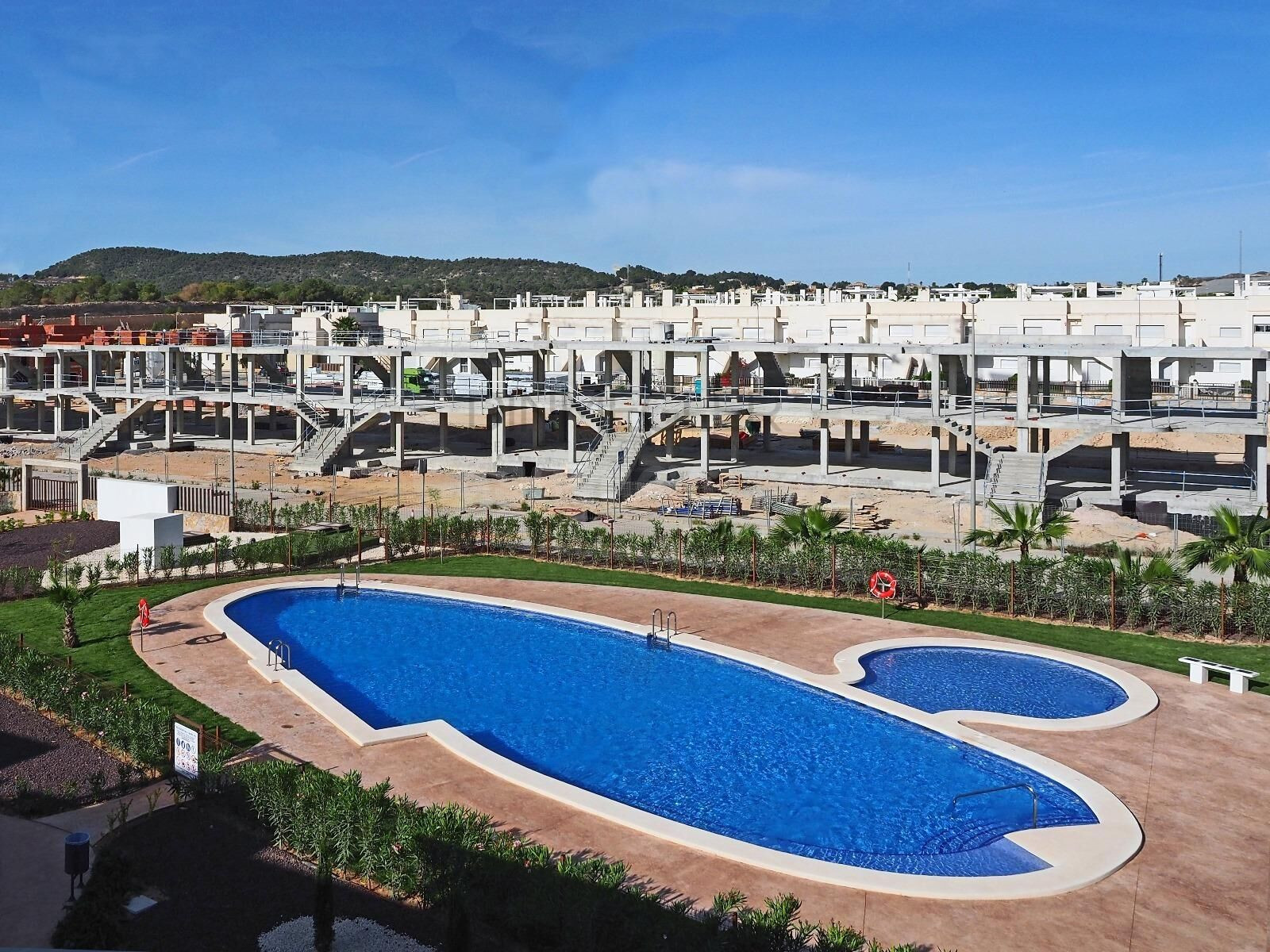 RESIDENCIAL DE OBRA NUEVA DE BUNGALOW EN VISTABELLA