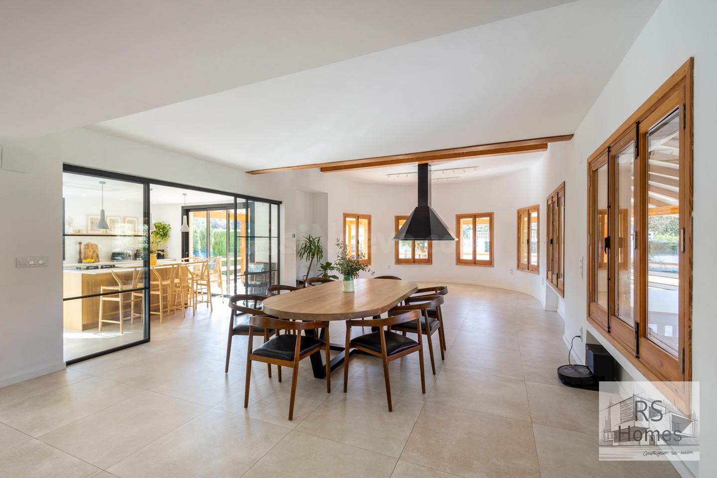 Espectacular chalet en Montealegre.