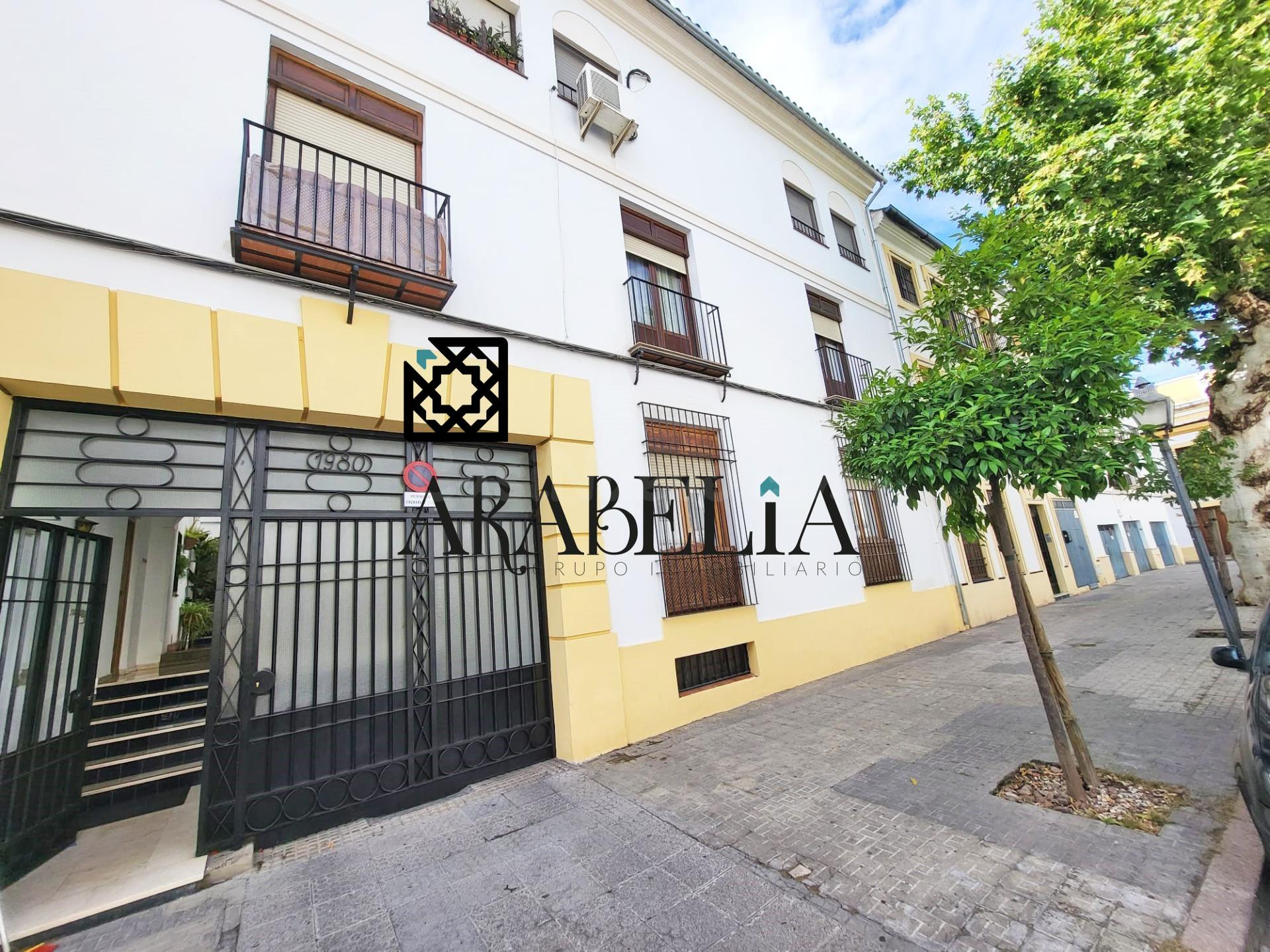 ¡OLVÍDATE DE DAR VUELTAS! PLAZA DE GARAJE EN EL REALEJO!!!