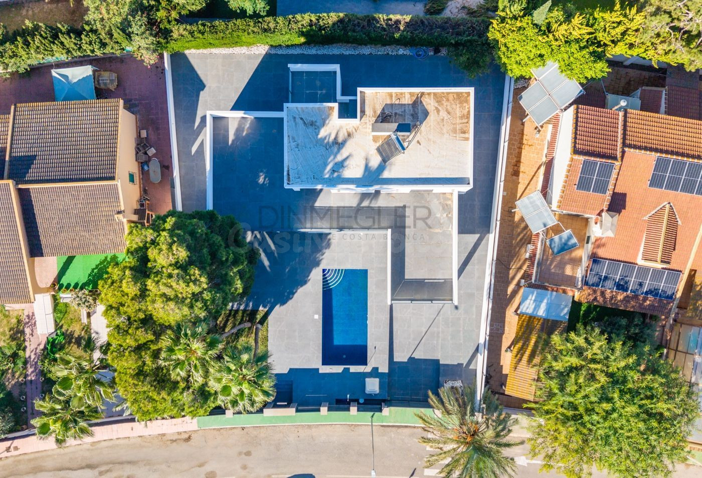 Villa independiente en Campoamor: 700 m2 de parcela y a un paseo de la playa