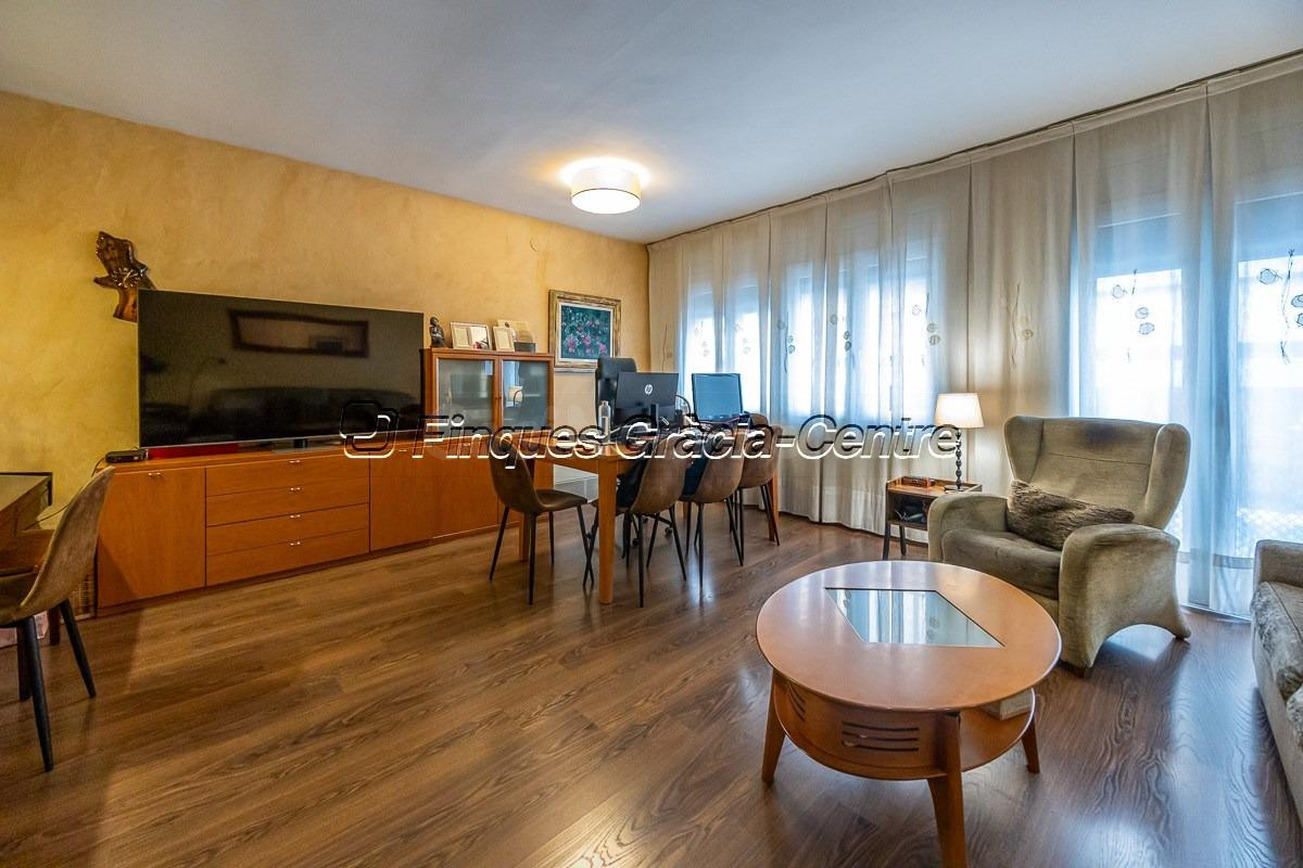 Espectacular casa en venta en el centro de Sabadell - foto 5