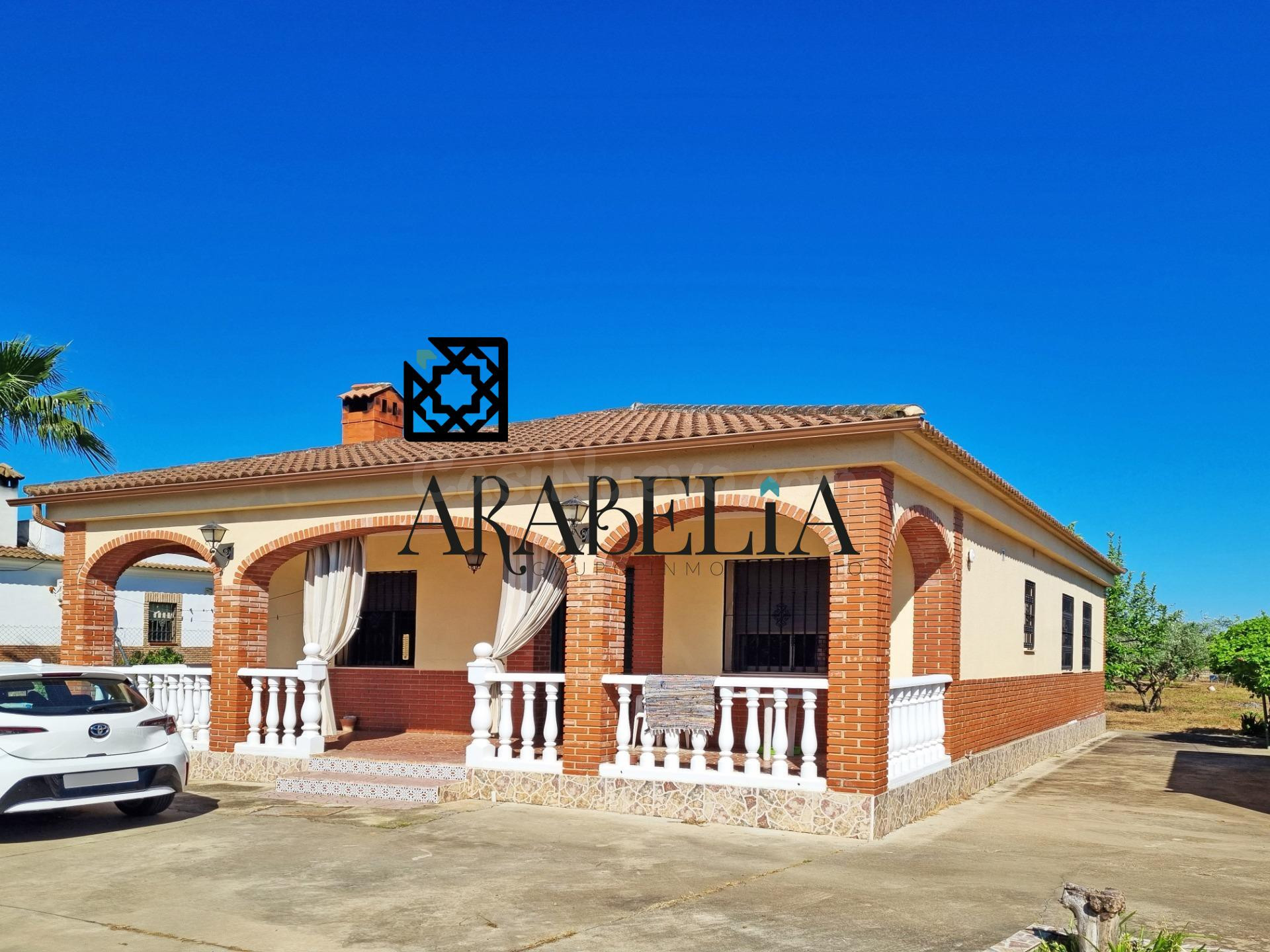 CHALET HIPOTECABLE EN EXCLUSIVA EN LA ZONA DE LA BARQUERA