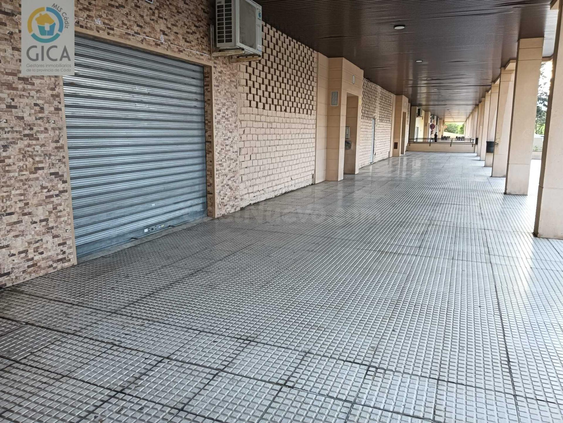 Local en San Bernabé (res. San Marcos)