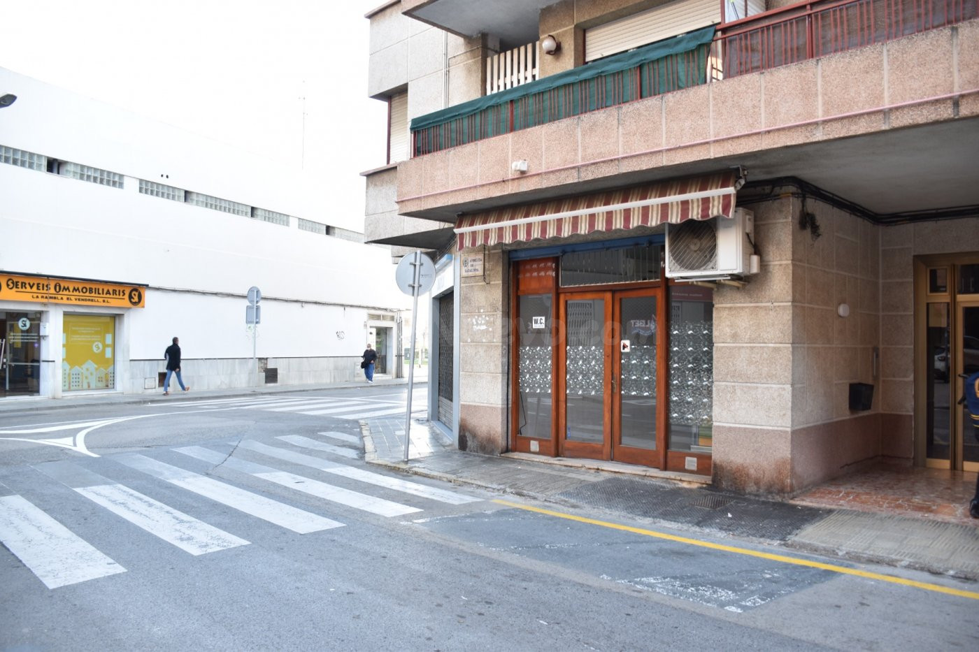 LOCAL COMERCIAL CON MUY BUENA ubicación
