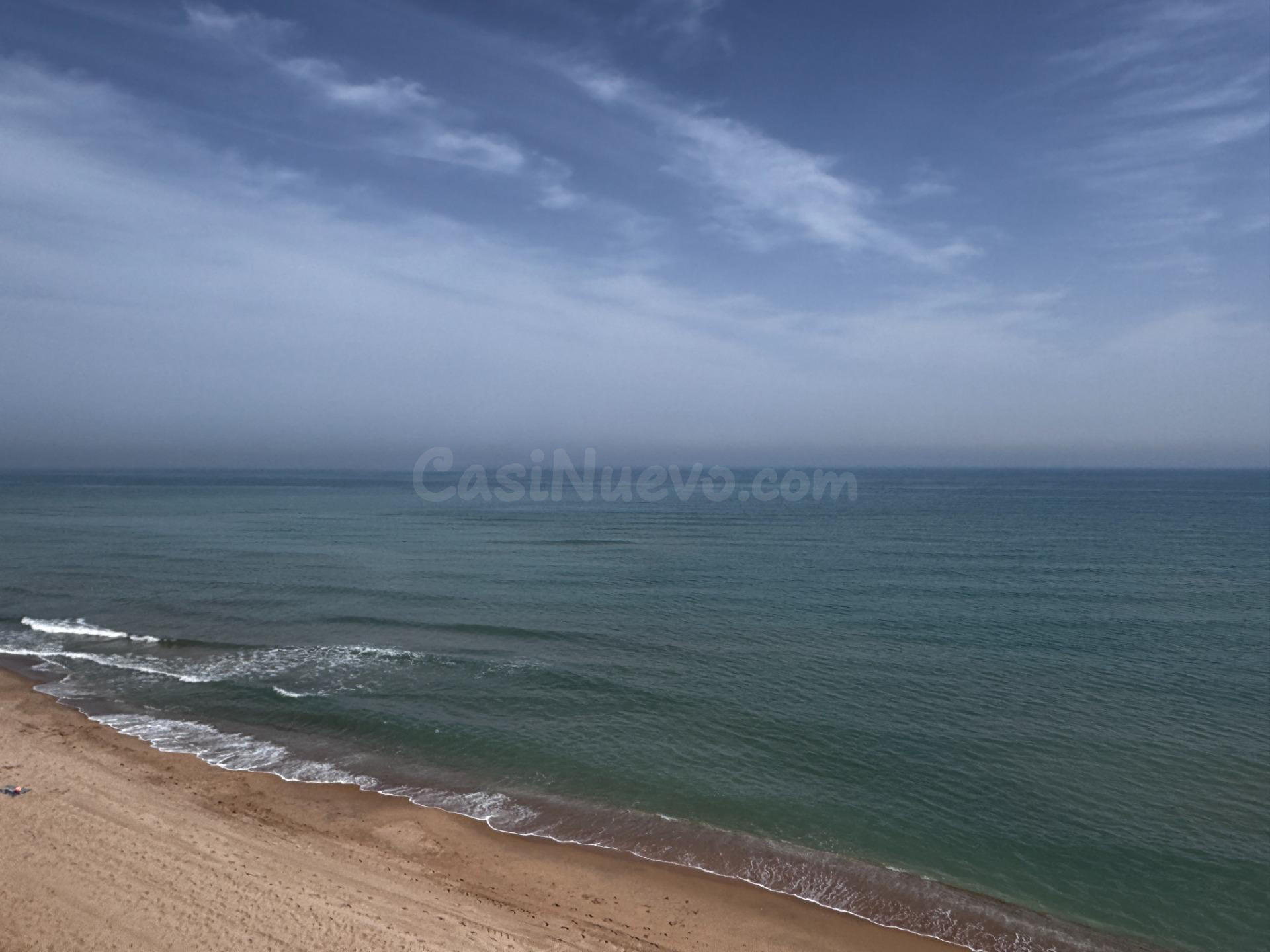 APARTAMENTO 1ª LINEA DE PLAYA.- FRONTAL