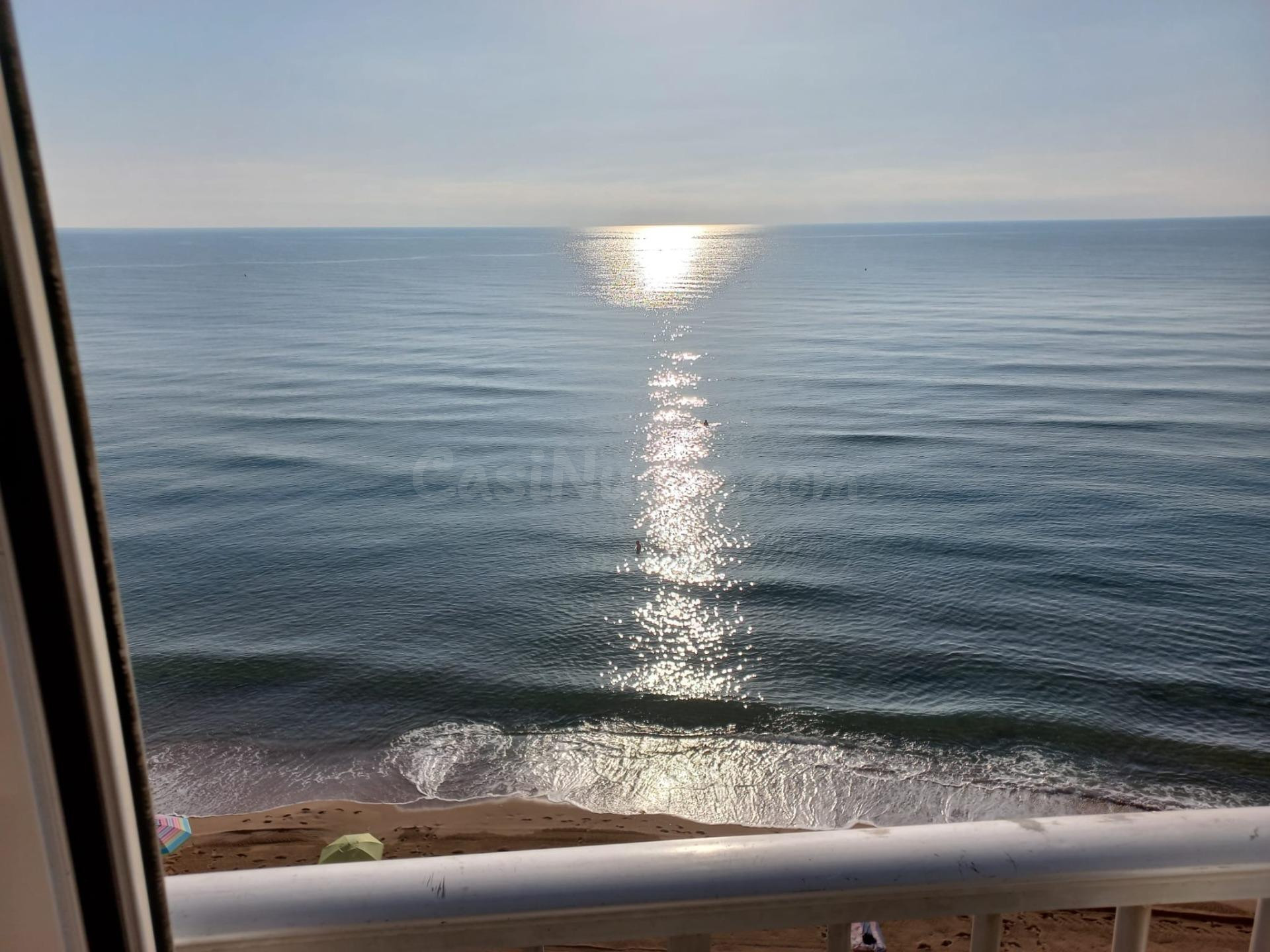 APARTAMENTO 1ª LINEA PLAYA - FRONTAL AL MAR