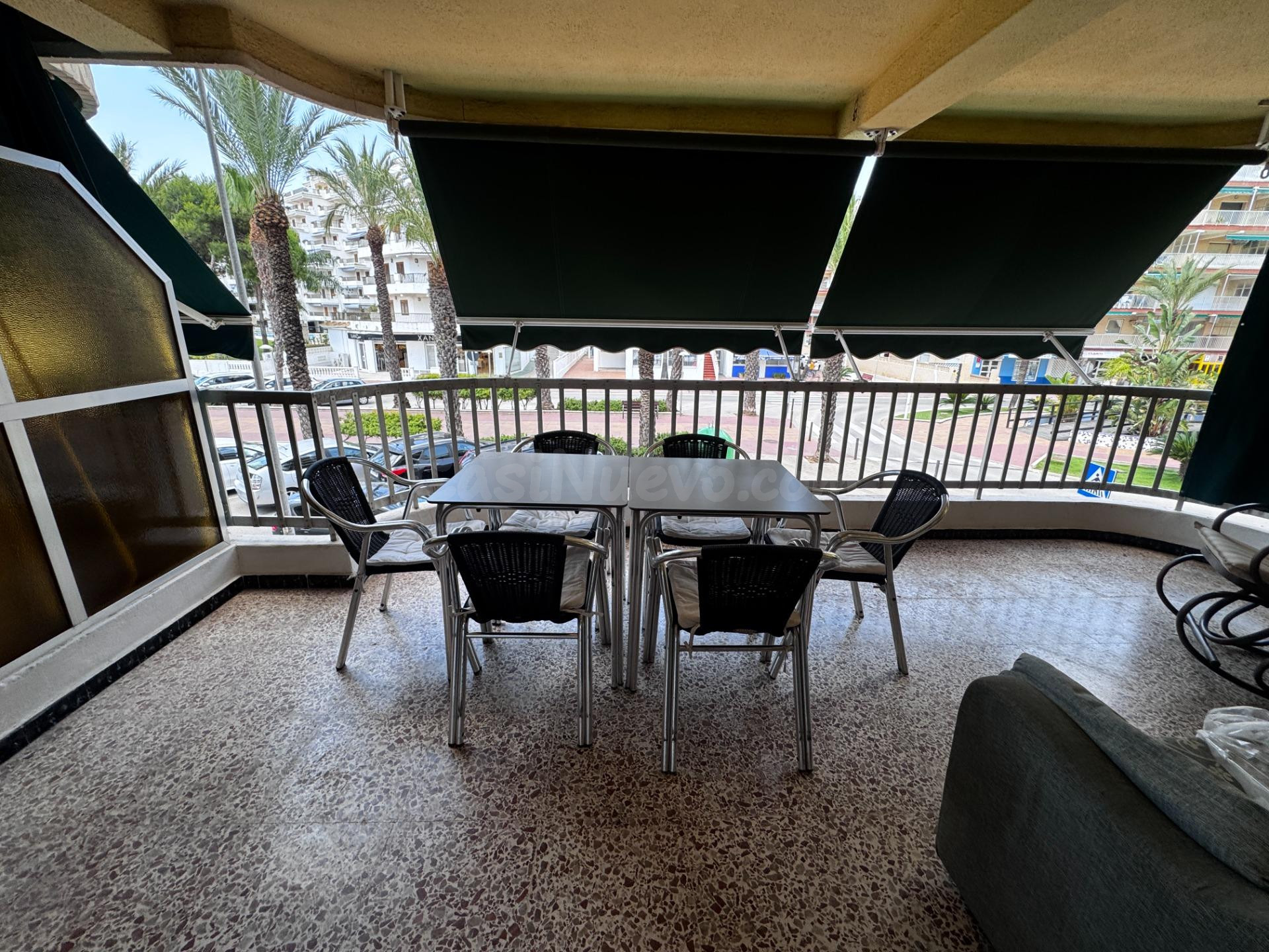 APARTAMENTO MUY CENTRICO CON GRAN TERRAZA CON VISTAL AL PASEO