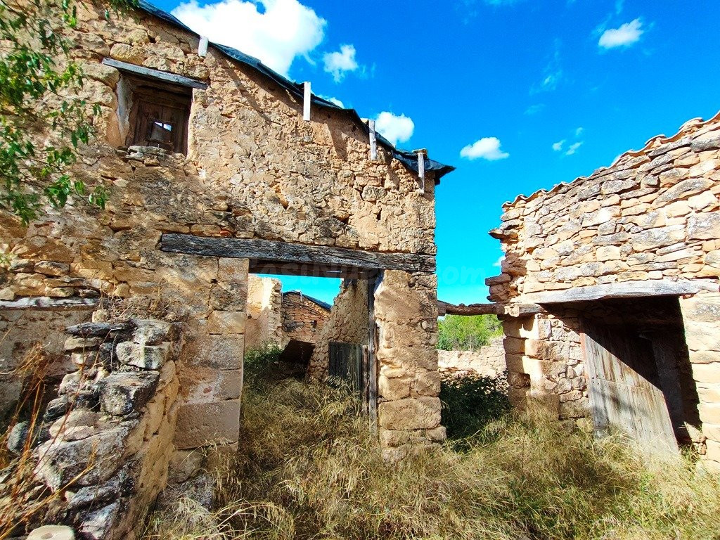 Finca rústica 260m² en venta - Cretas