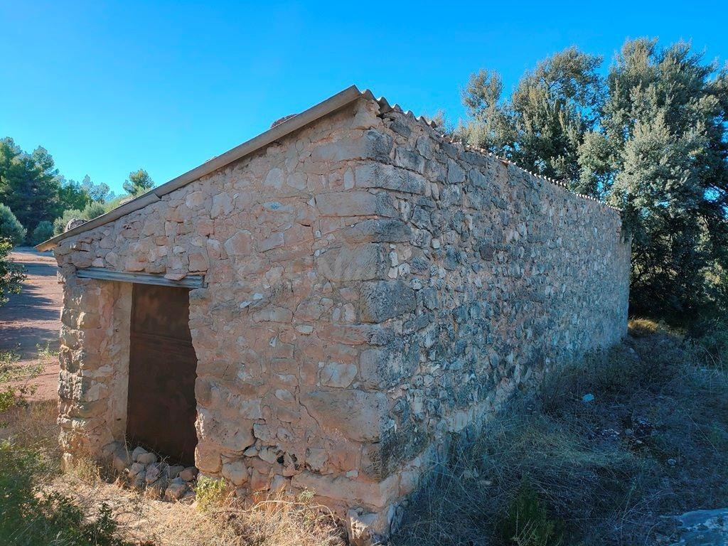 Finca rústica 45m² en venta - Próxima al pueblo