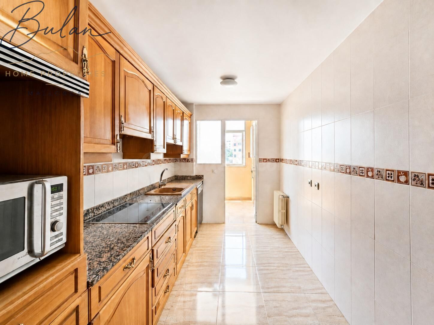 ESPECTACULAR PISO DE 5 habitaciones, PARKING, TRASTERO Y ASCENSOR EN CALLE ARAGON AVENIDAS
