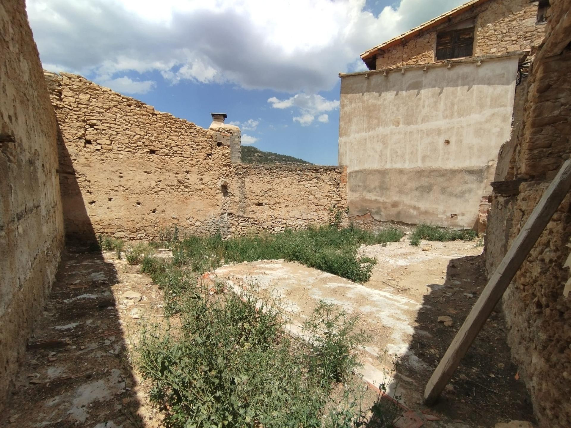 Solar urbano en Ráfales
