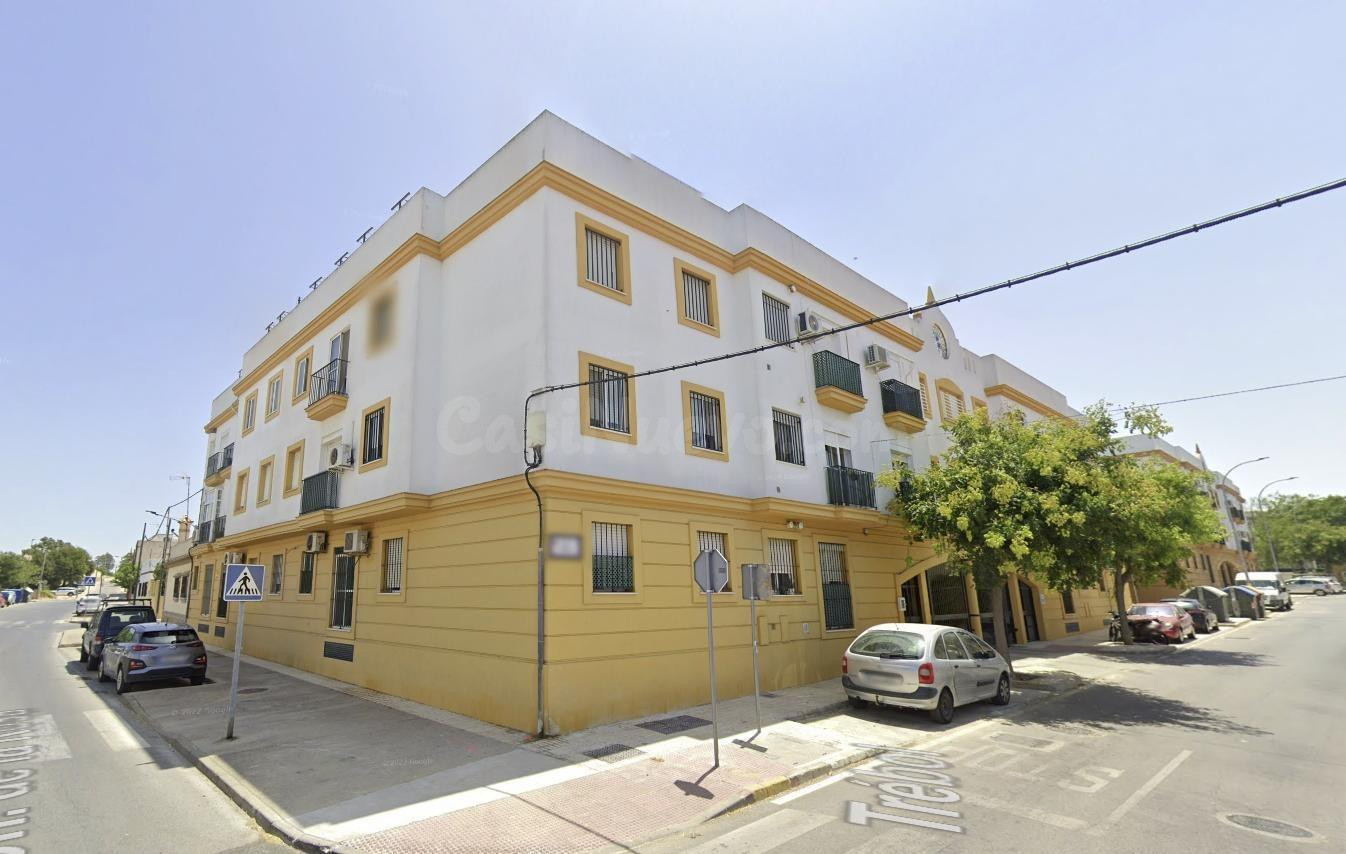 PISO EN CHICLANA