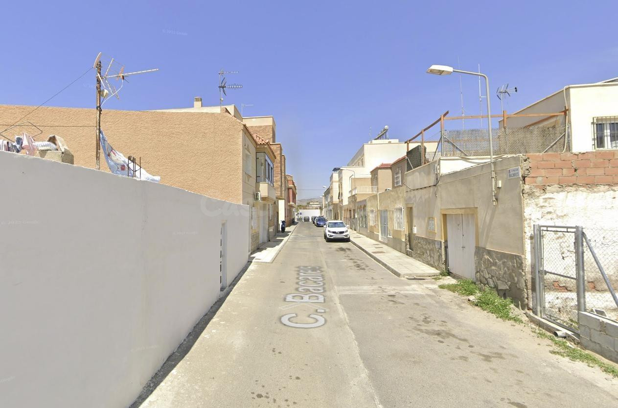 PISO EN ALMERIA, LA CAÑADA