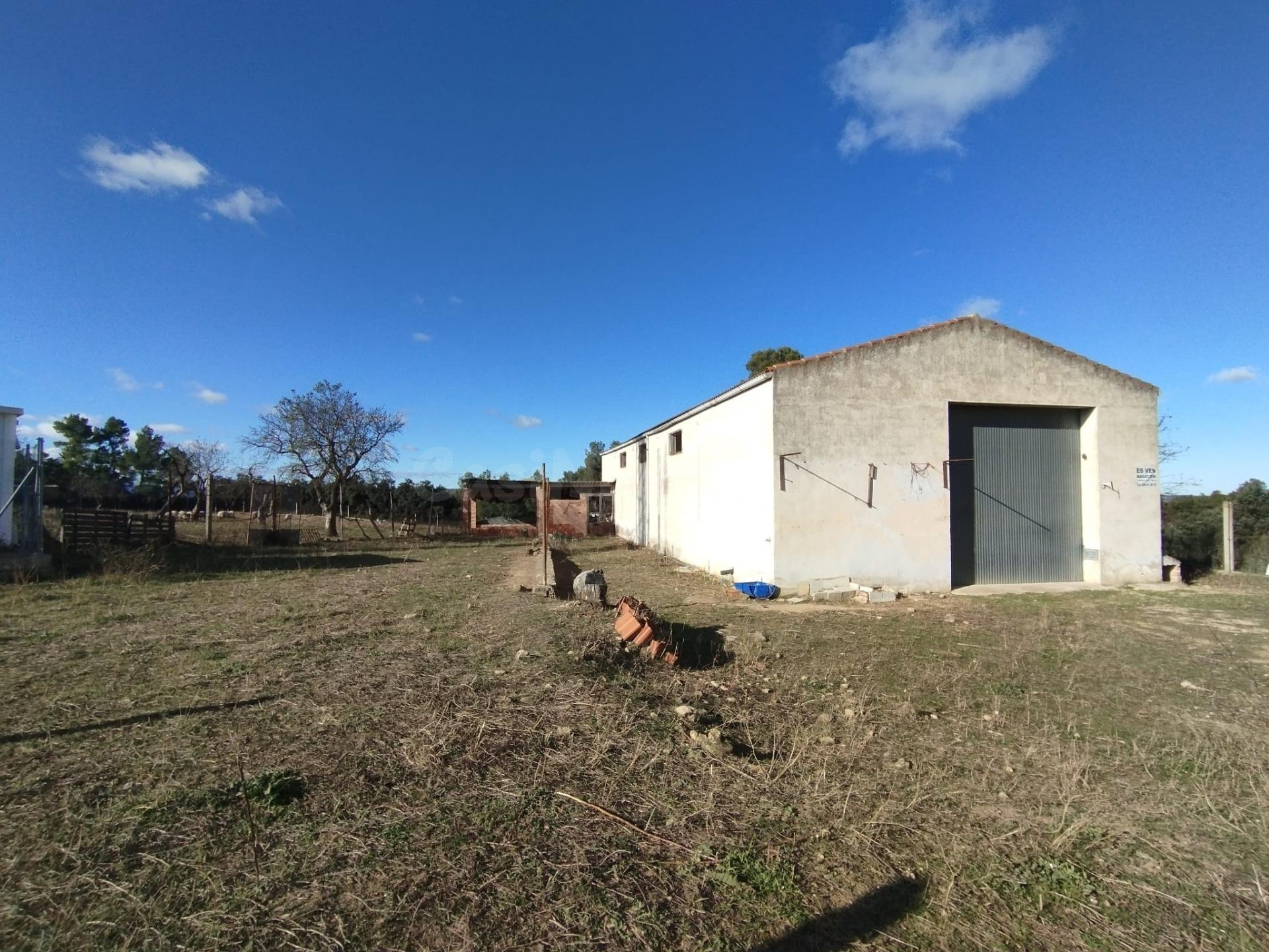 Almacén en Horta de Sant Joan