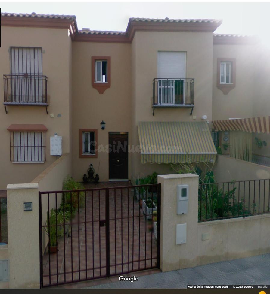 CASA EN BURGUILLOS
