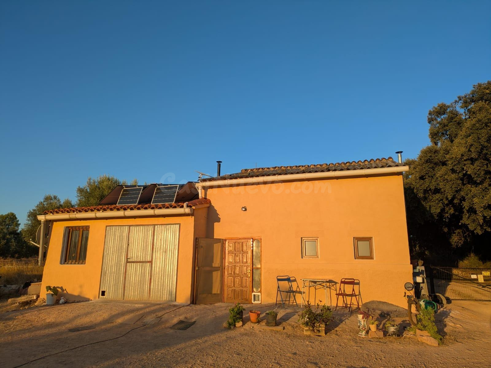Finca rústica con maset y almacén en Cretas
