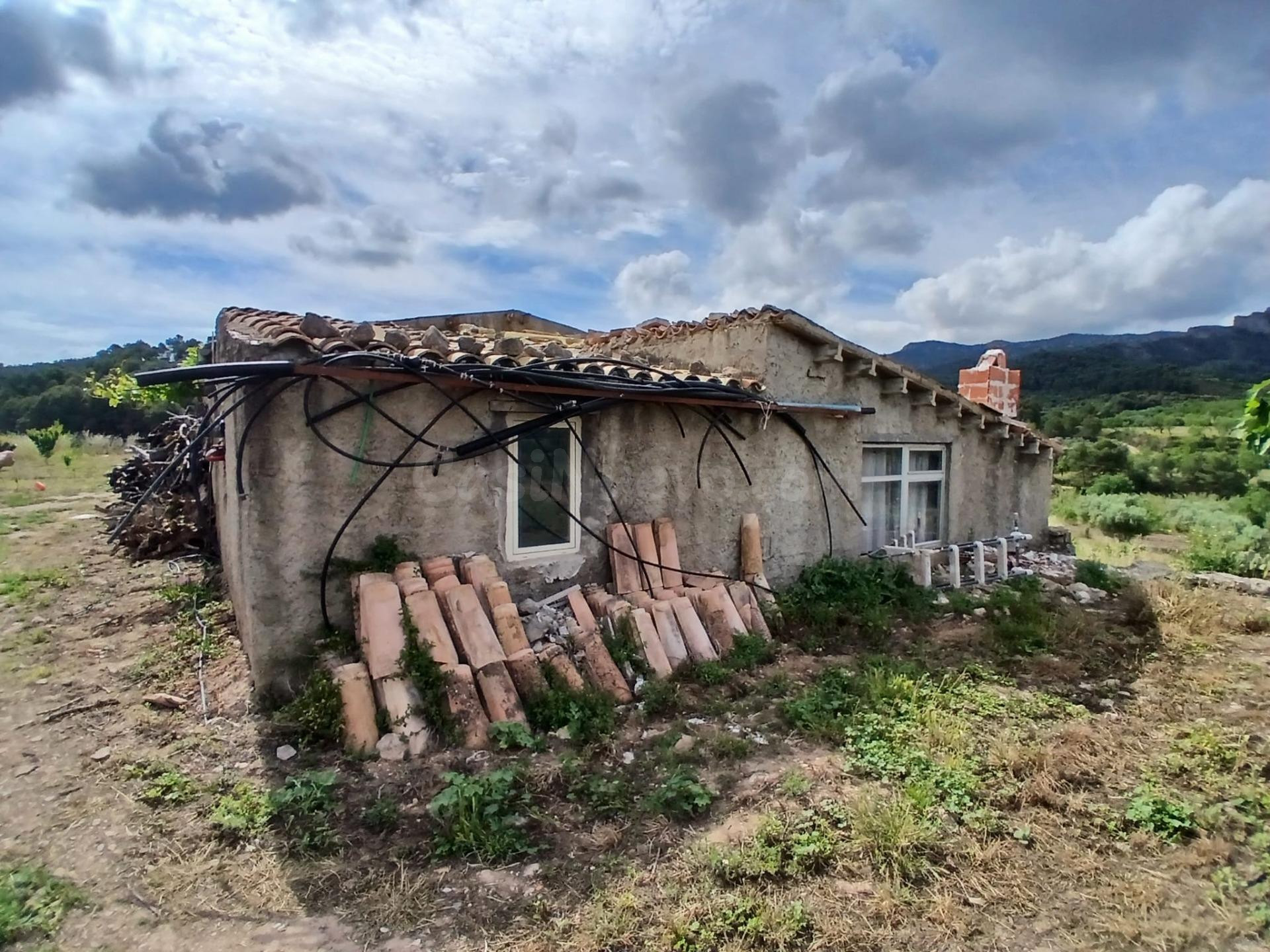 Finca rústica con maset en Corbera d'Ebre