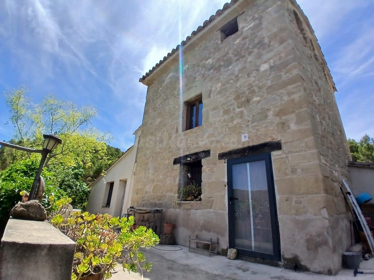 Finca rústica con torreón en La Fresneda